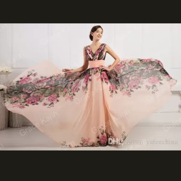 Grace karin Gown - Picture 6 of 12